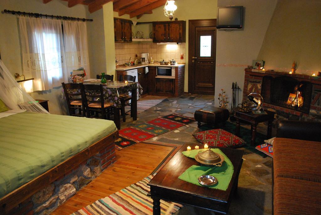 Tzivaeri Hotel Likodhromion ห้อง รูปภาพ