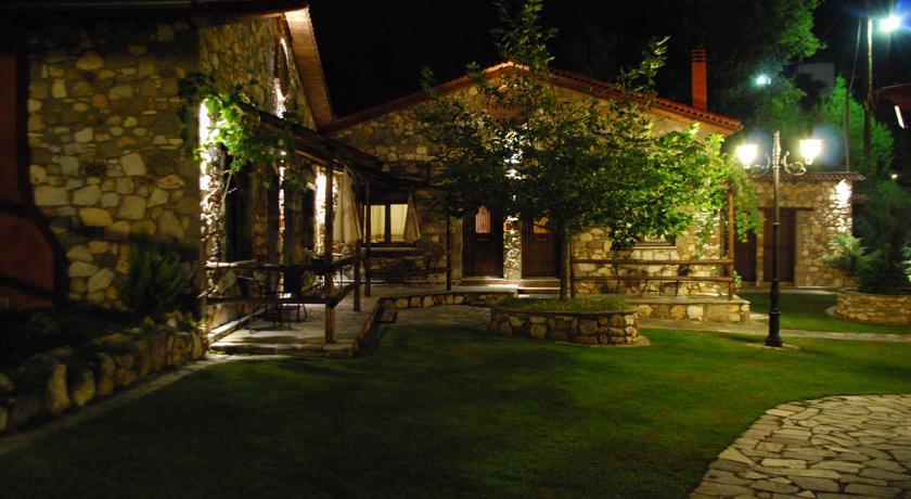 Tzivaeri Hotel Likodhromion ภายนอก รูปภาพ